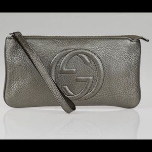 Gucci Soho leather wristlet wallet